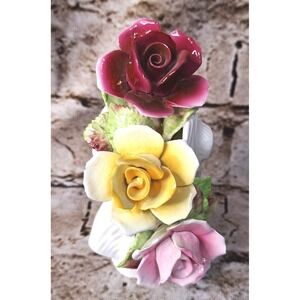 Vintage Capodimonte Style Bone China Royale Stratford 5" tall Floral Display